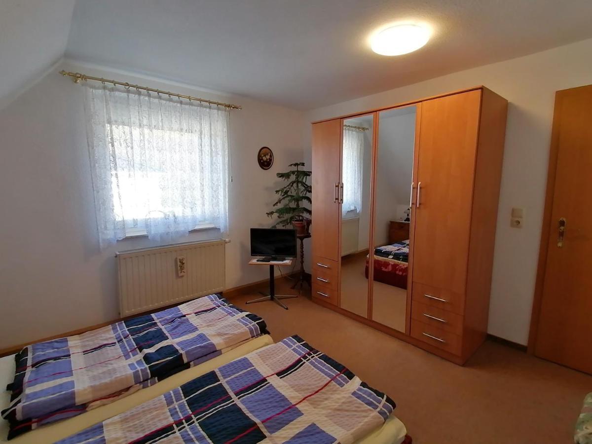 Haus Am Waldrand Apartment Freital Luaran gambar